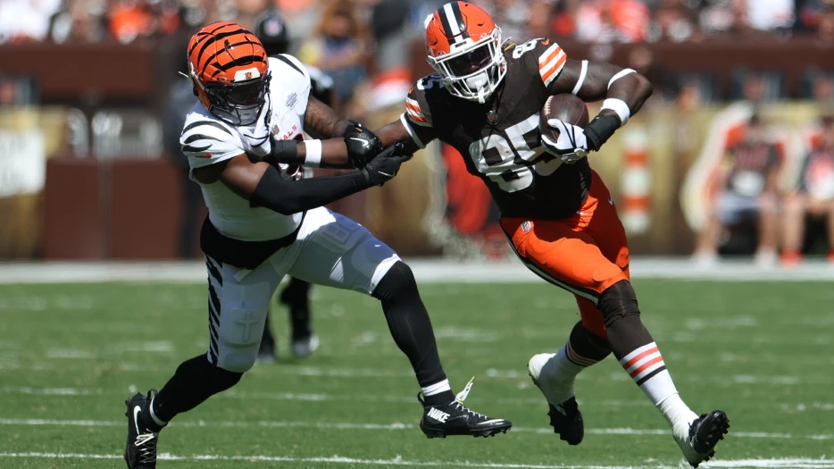 Browns List Key Pass-Catcher As Questionable For Patriots Game
