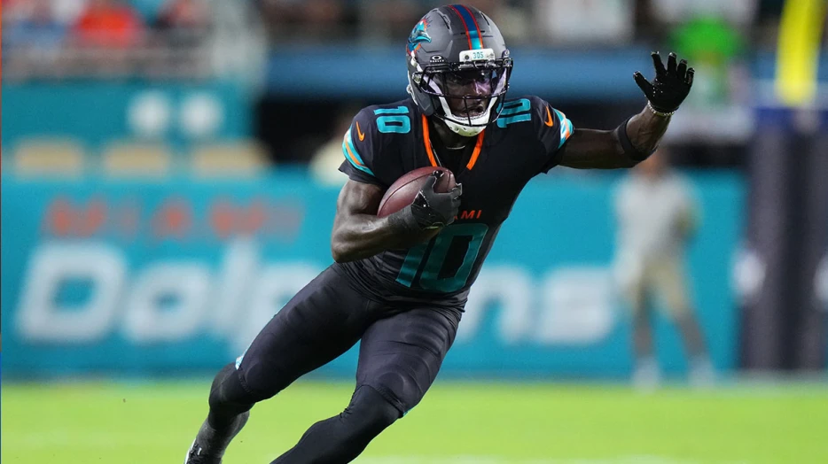 Dolphins’ Tyreek Hill admits weighing retirement after devastating injury