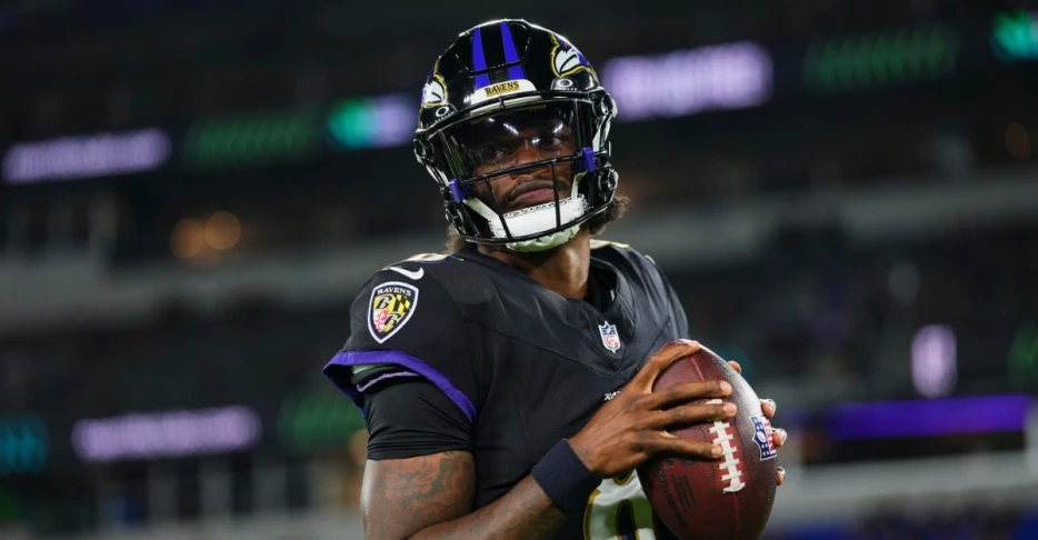 Lamar Jackson still limited on Ravens’ Thursday injury report