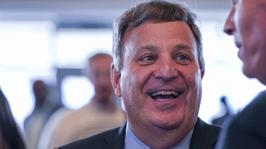 North Carolina football’s Mike Lombardi lied about Super Bowl resume, according to Pablo Torre