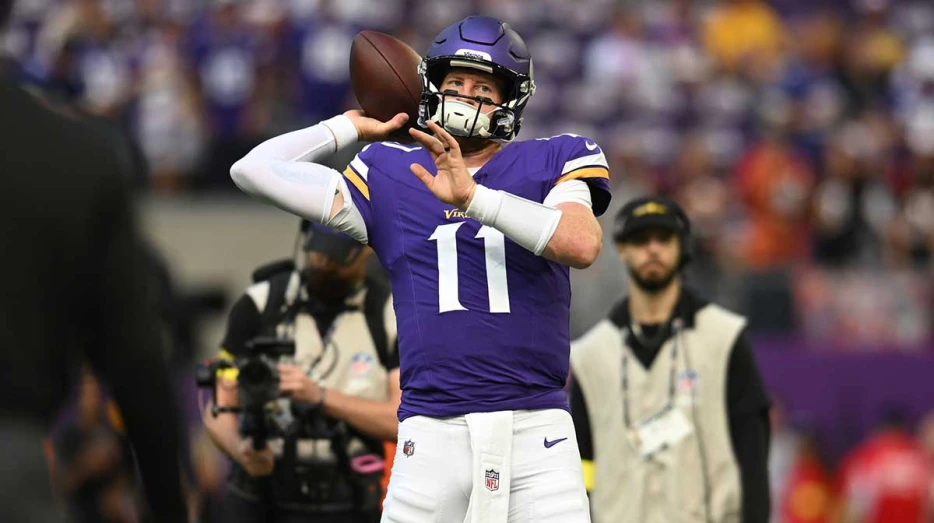 Vikings QB Carson Wentz played through ‘a lot of pain’ in Chargers loss