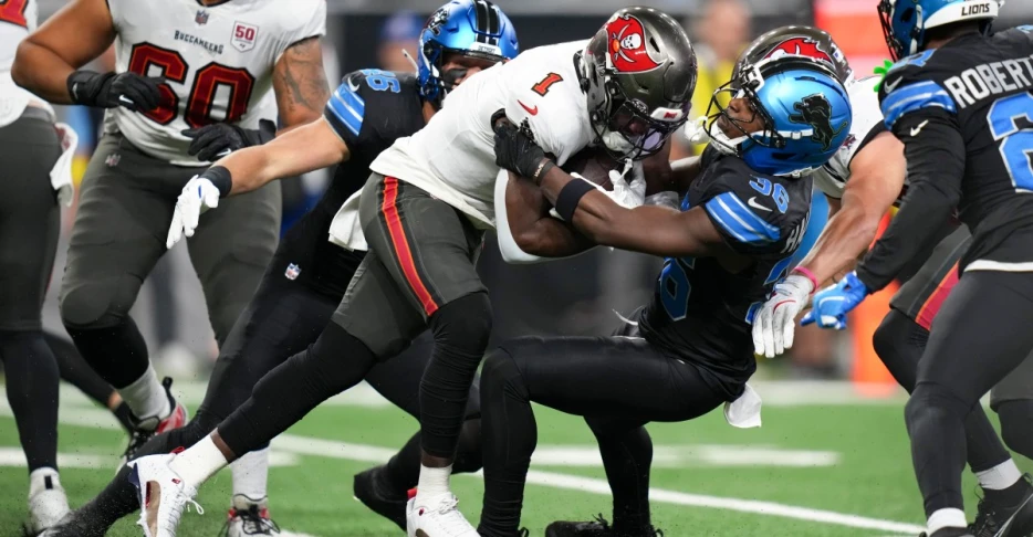 Buccaneers player receives MASSIVE fine for play vs. Lions