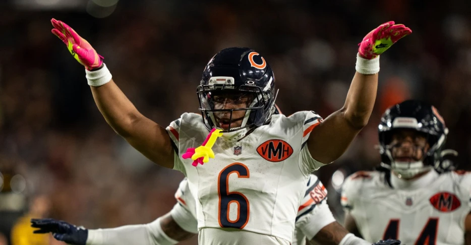 Chicago Bears Roster Moves: Gordon and Jones to Injured Reserve