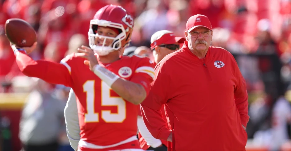 Chiefs News 10/25: The Chiefs have become the scariest team in the NFL