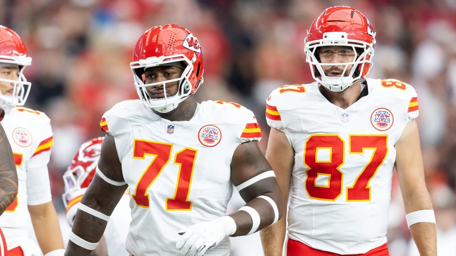 Chiefs’ Patrick Mahomes protector gets updated injury timeline before Week 8
