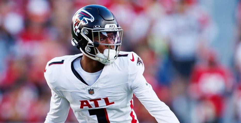 The Falcoholic Reacts: Another wide receiver is needed