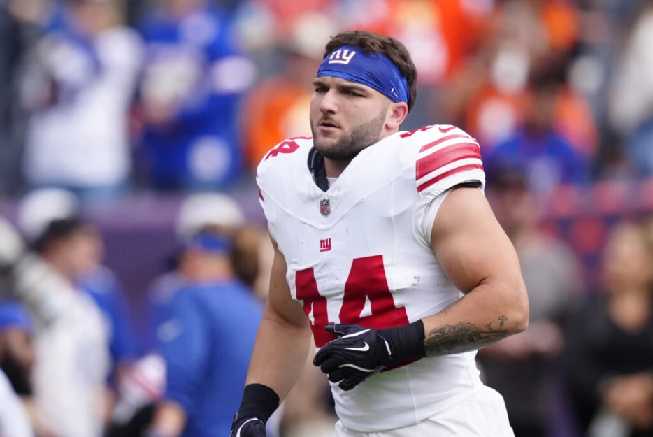 Giants RB Cam Skattebo Suffers Dislocated Ankle