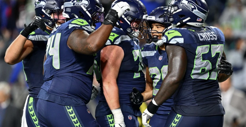 Pre-Snap Reads 10/26: Happy Sunday! Relax.