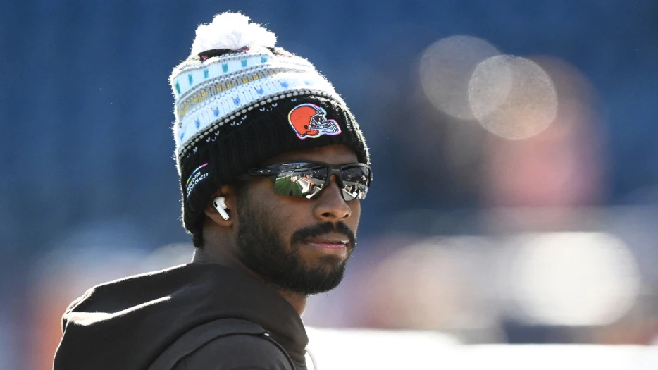 Shedeur Sanders’ Cryptic Instagram Post Sparks Trade Rumors After Mysterious Back Injury Flare Up