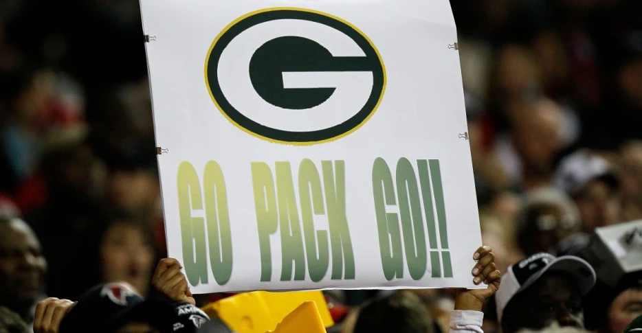 Aaron Rodgers said Packers fans forced the Steelers into the silent count