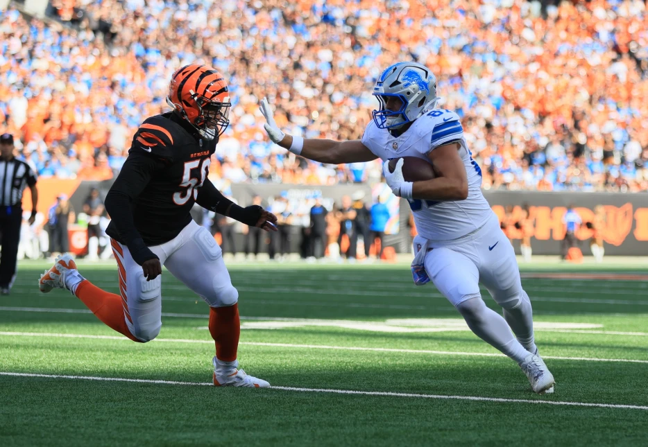 Bengals LB Shaka Heyward Expected To Miss Around 4 Weeks With Fibula Fracture