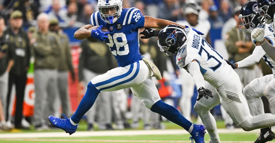 Colts’ Monday Morning Awards: Week 8 vs. Titans