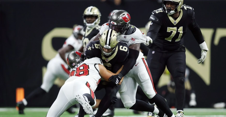 Fleur-de-Links, October 27: Tyler Shough makes his NFL Debut