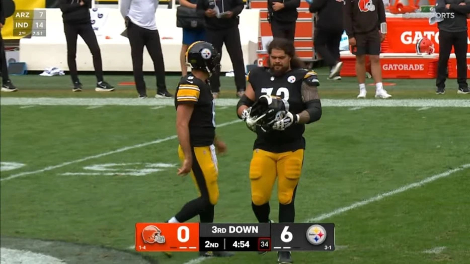 Isaac Seumalo Injured Against Packers (Update)