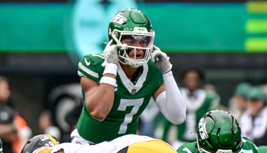 Justin Fields Gets Emotional After Jets’ 1st Win
