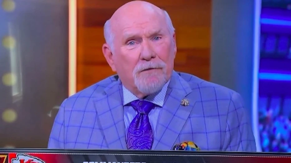 Michael Strahan Couldn’t Contain His Disgust After Listening To Terry Bradshaw Ramble Through Incoherent Story About A Pig Dealer