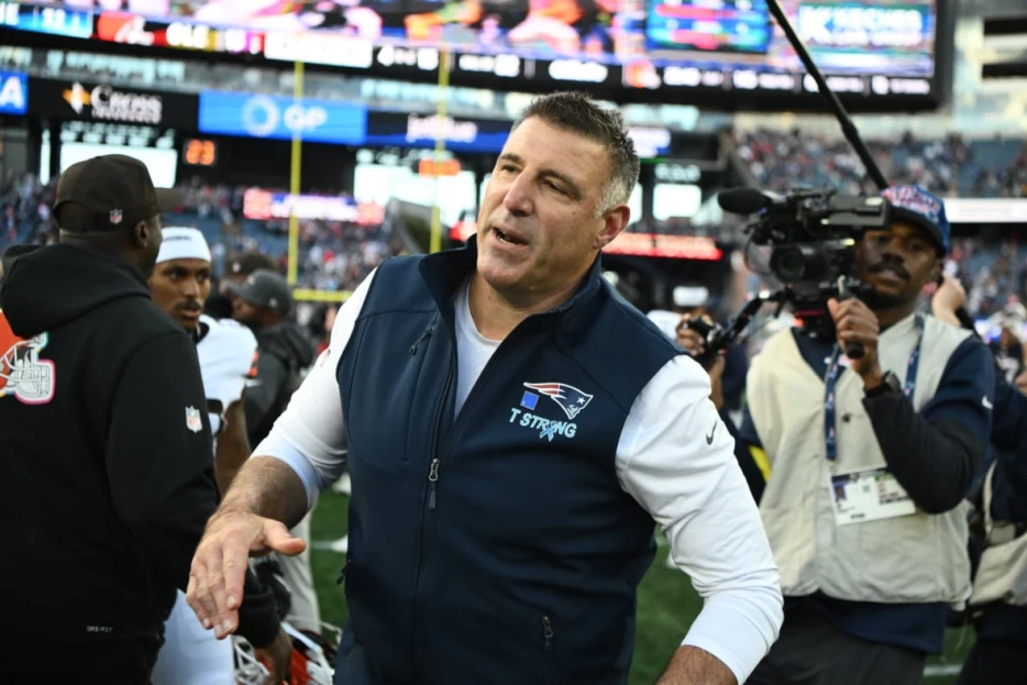 New England Patriots Send Strong Message to $83-Million Player