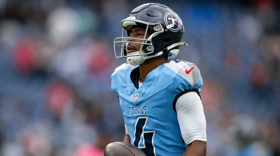 Raiders reunite Tyler Lockett with Geno Smith