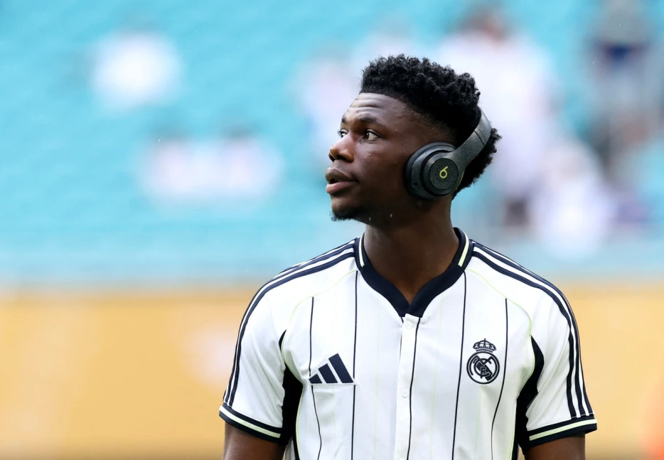 Real Madrid Player Drops a Jalen Hurts Video Clip After Barcelona Win