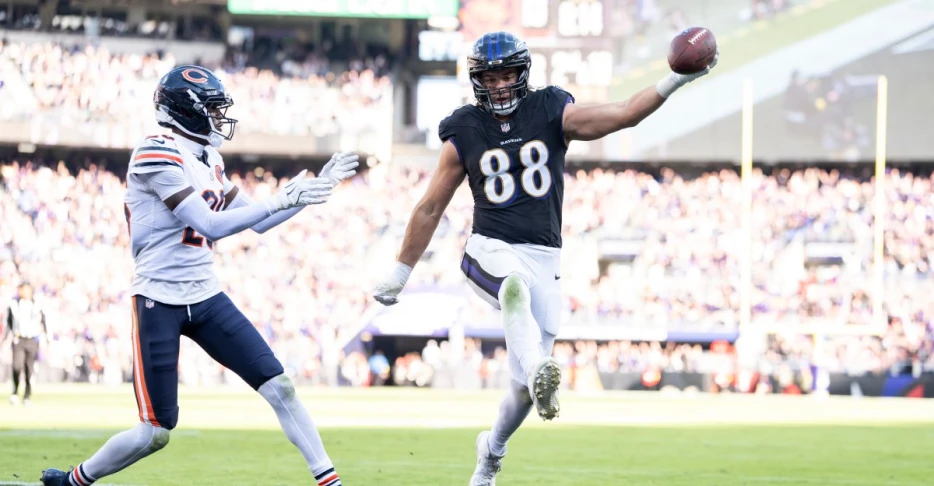 Tyler Huntley, Ravens defense lead must-have win over Bears