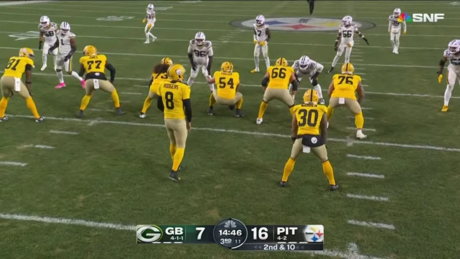 Watch: Rare Moment Prevented Zach Frazier From Joining Huddle With Teammates