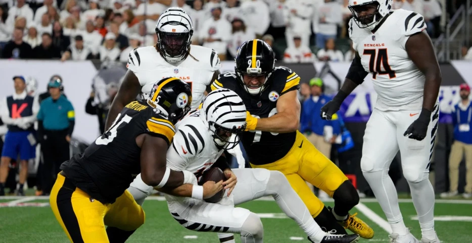 AFC North: Teams are either terrible on defense or are the Browns; division has fallen off