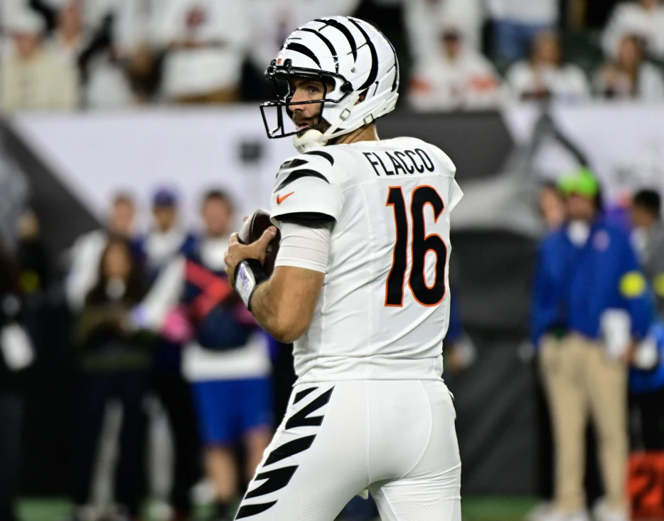 Bengals Joe Flacco Suffers Injury Ahead of Rematch with Steelers
