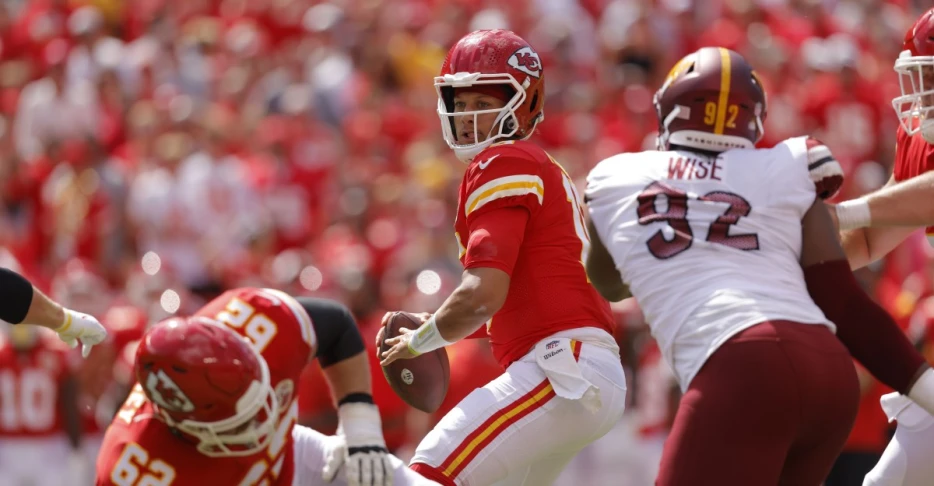 Commanders at Chiefs: Week 8 Monday Night Football game thread