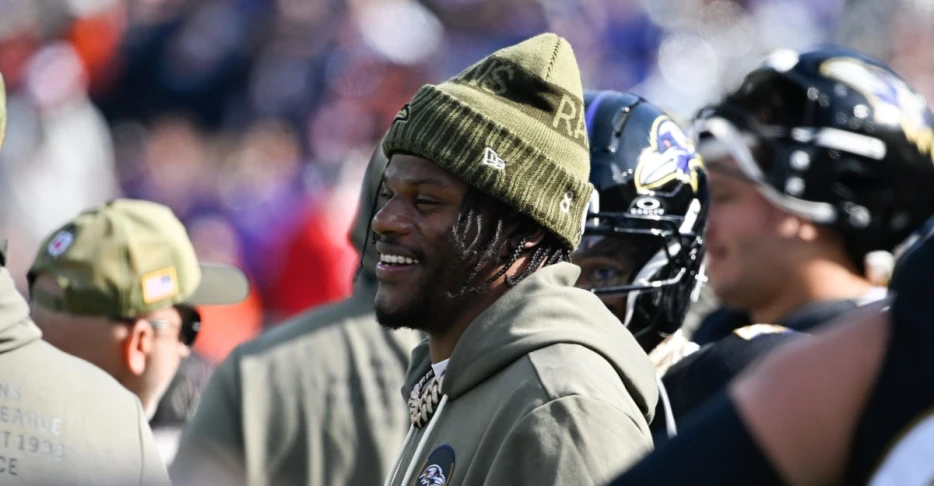 Lamar Jackson upgraded on Ravens’ Monday injury report