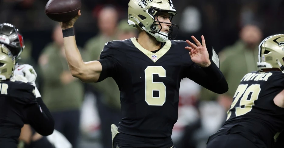 Week 8: Saints vs. Buccaneers – Social media reactions