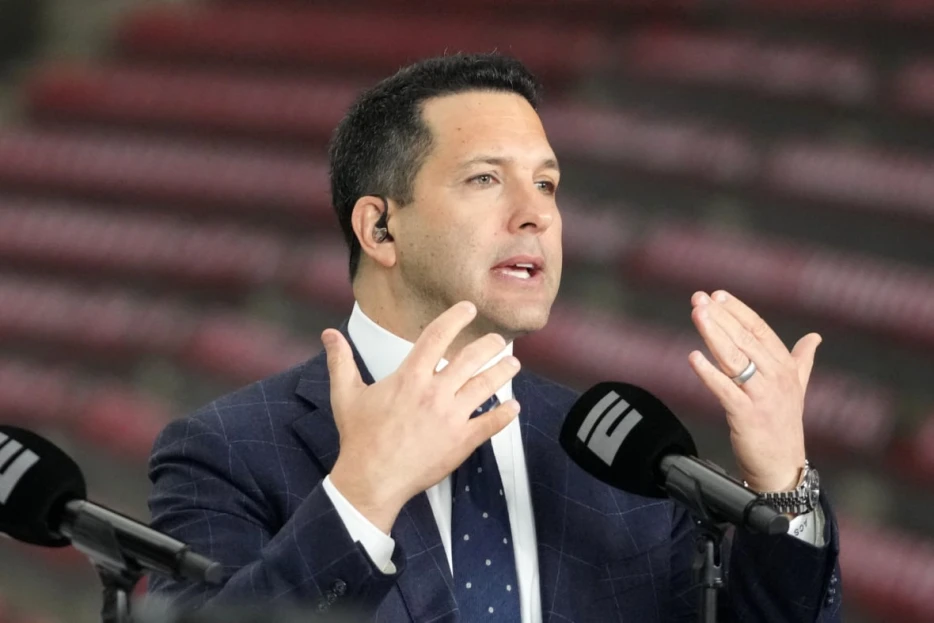 Adam Schefter Previews Patriots’ Possible Deadline Plans