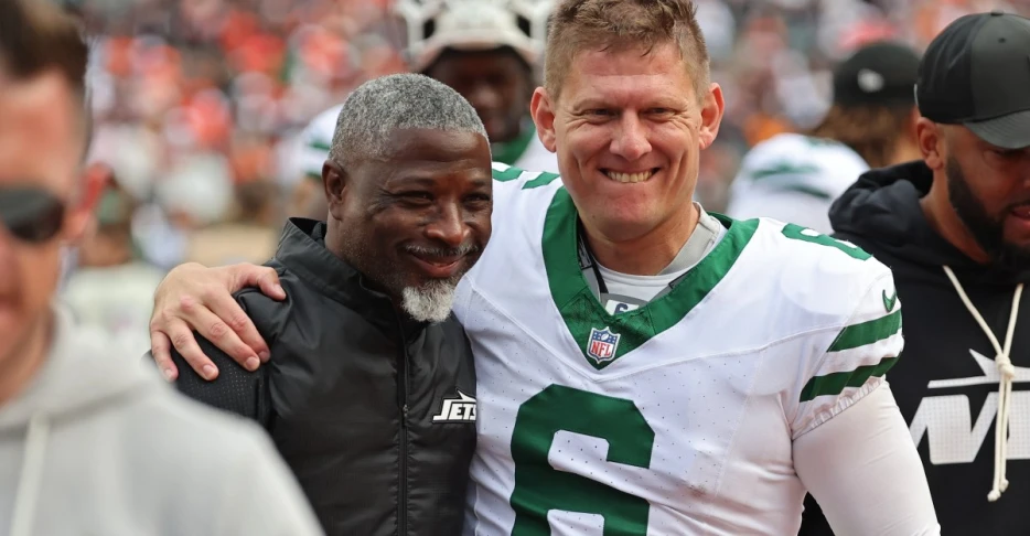 Jets Reacts Survey Week 9: Does one week make a difference for Aaron Glenn?