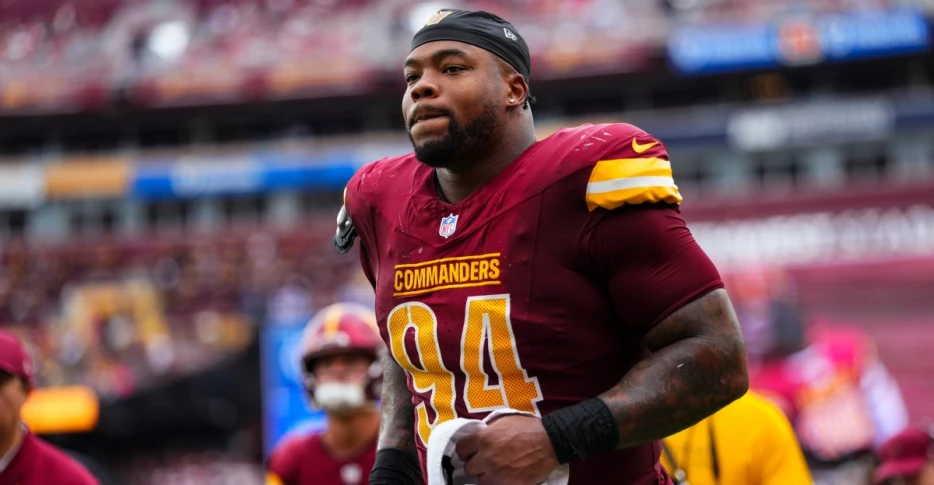 Make your voice heard: Should the Commanders be trading players prior to the Nov 9th deadline?