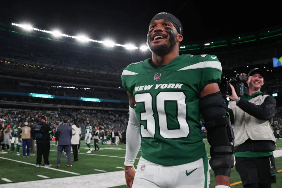 Philadelphia Eagles Land $30 Million Cornerback in Trade With New York Jets