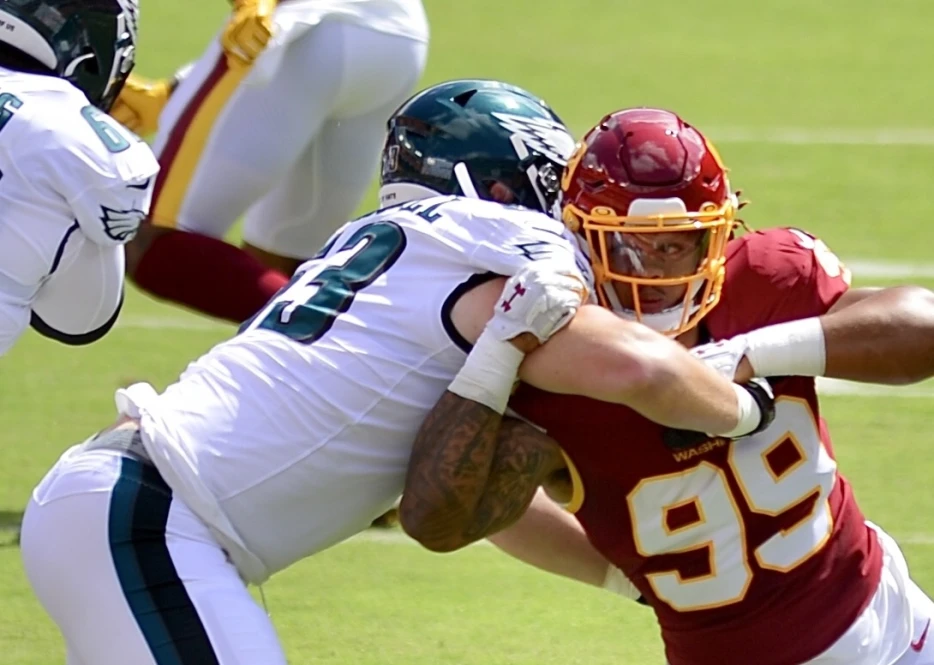 Steelers Sign Super Bowl Champion Offensive Lineman