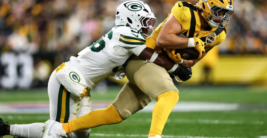 Steelers TE Pat Freiermuth Misses Practice with Injury