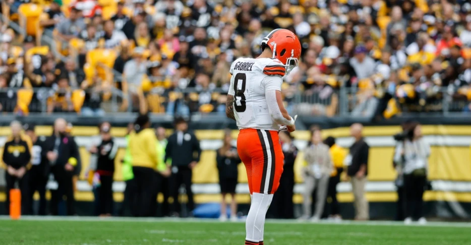 Browns: Thumbs up/thumbs down at the bye week