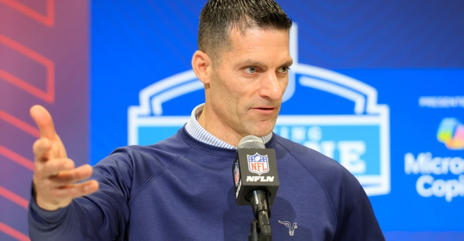 Groupthink: Stages of suck and Nick Caserio