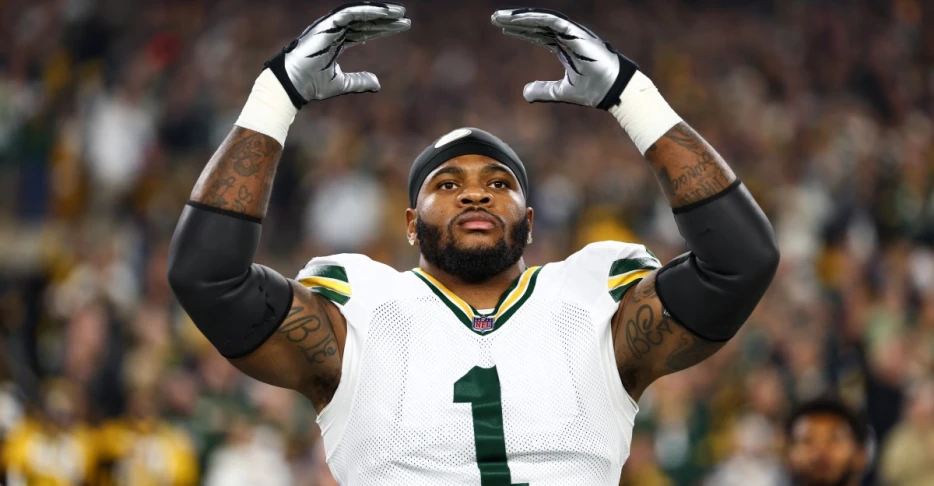 Micah Parsons is named the NFC Defensive Player of the Month for October