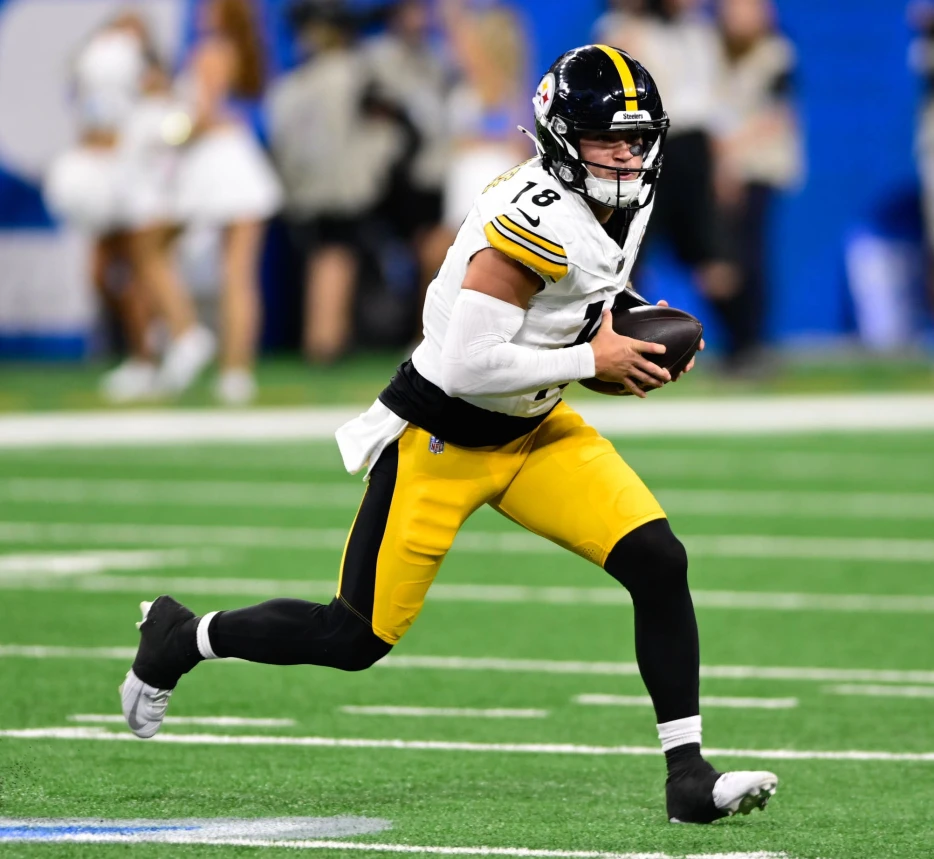 Swiss Army Knife Excited to Be Back with Steelers