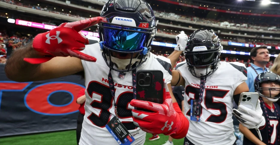 Texans Reacts Survey Week 9