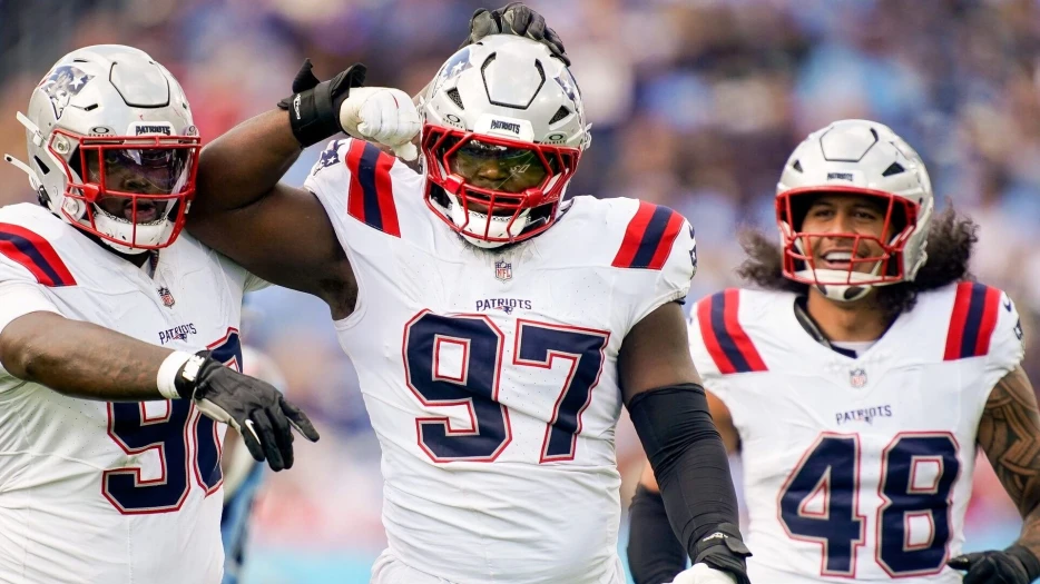 Milton Williams’ Strong Message During Patriots Win Vs. Browns Turns Heads