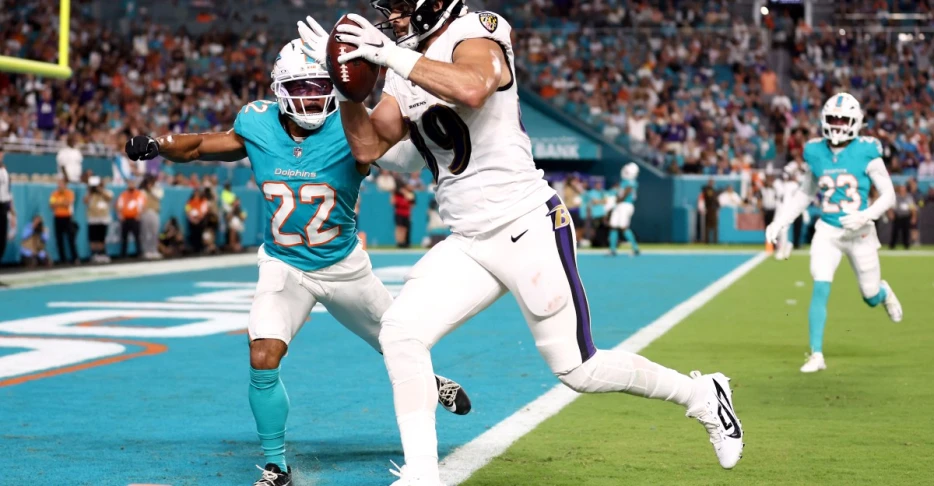Roundtable Reactions: Ravens roll to comfortable win in Miami