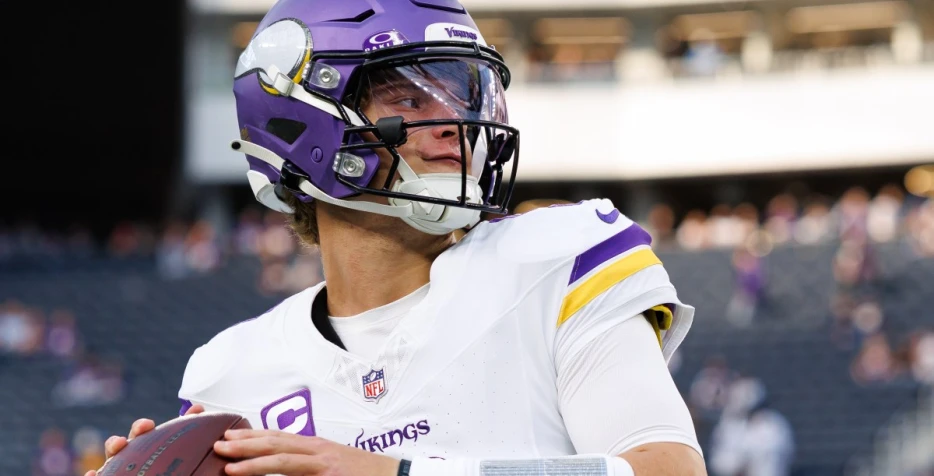 Vikings 3-4 Record Turnaround?: McCarthy, Greenard to Lead Charge vs Detroit