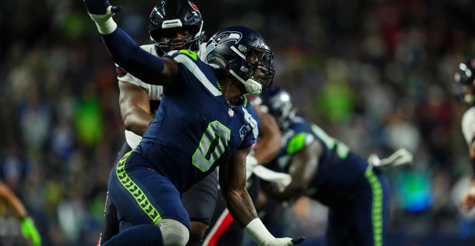 DeMarcus Lawrence named a Week 9 Seahawks game captain vs. Commanders