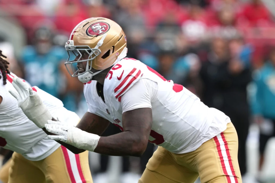 49ers Fear ACL Tear For DE Mykel Williams