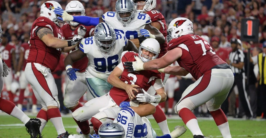 Dallas Cowboys: Reading between the lines (defense)