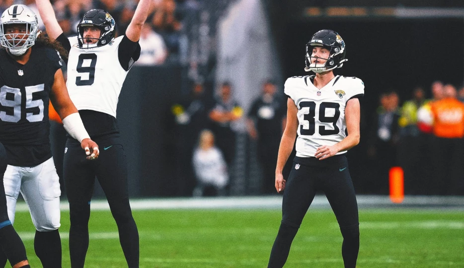 Jaguars' Cam Little drills NFL RECORD 68-yard FG vs. Raiders | NFL Highlights