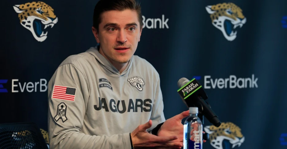 Reacts Survey Results: Will the Jaguars trade for a defensive lineman?