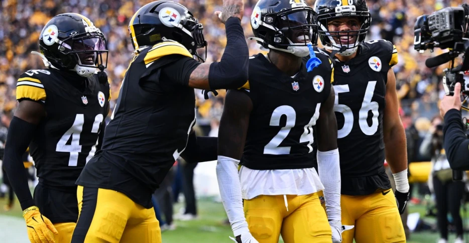 Steelers defense forces six takeaways in statement win over Colts